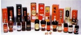 半自動(dòng)蠕動(dòng)泵液體灌裝機(jī)灌裝效果圖